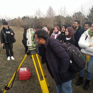 halihazir-ust-yapi-altyapi-fotogrametrik-gis-yol-tunel-kavsak-betonarme-deformasyon-topograf-olcme-cihazlari-harita-teknikeri-insaat-olcumleri-iz (4)